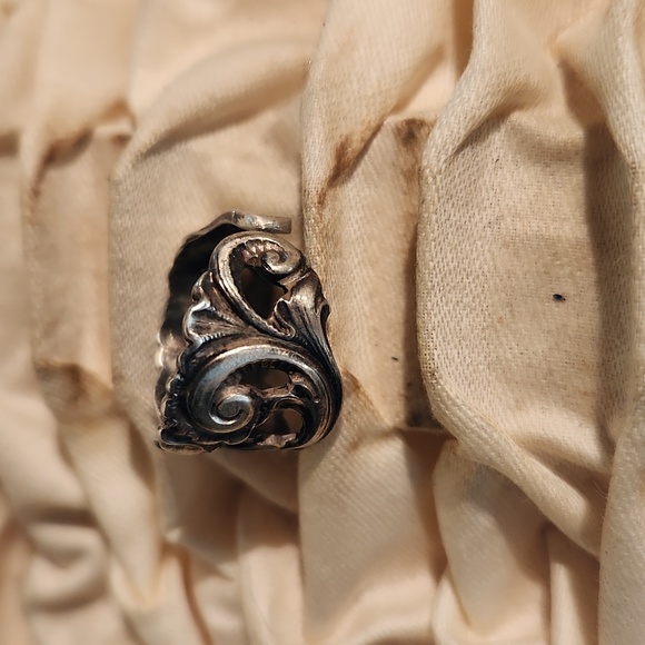 Artisan Made Antique Spoon Ring Sz 7.5 - Picture 2 of 7